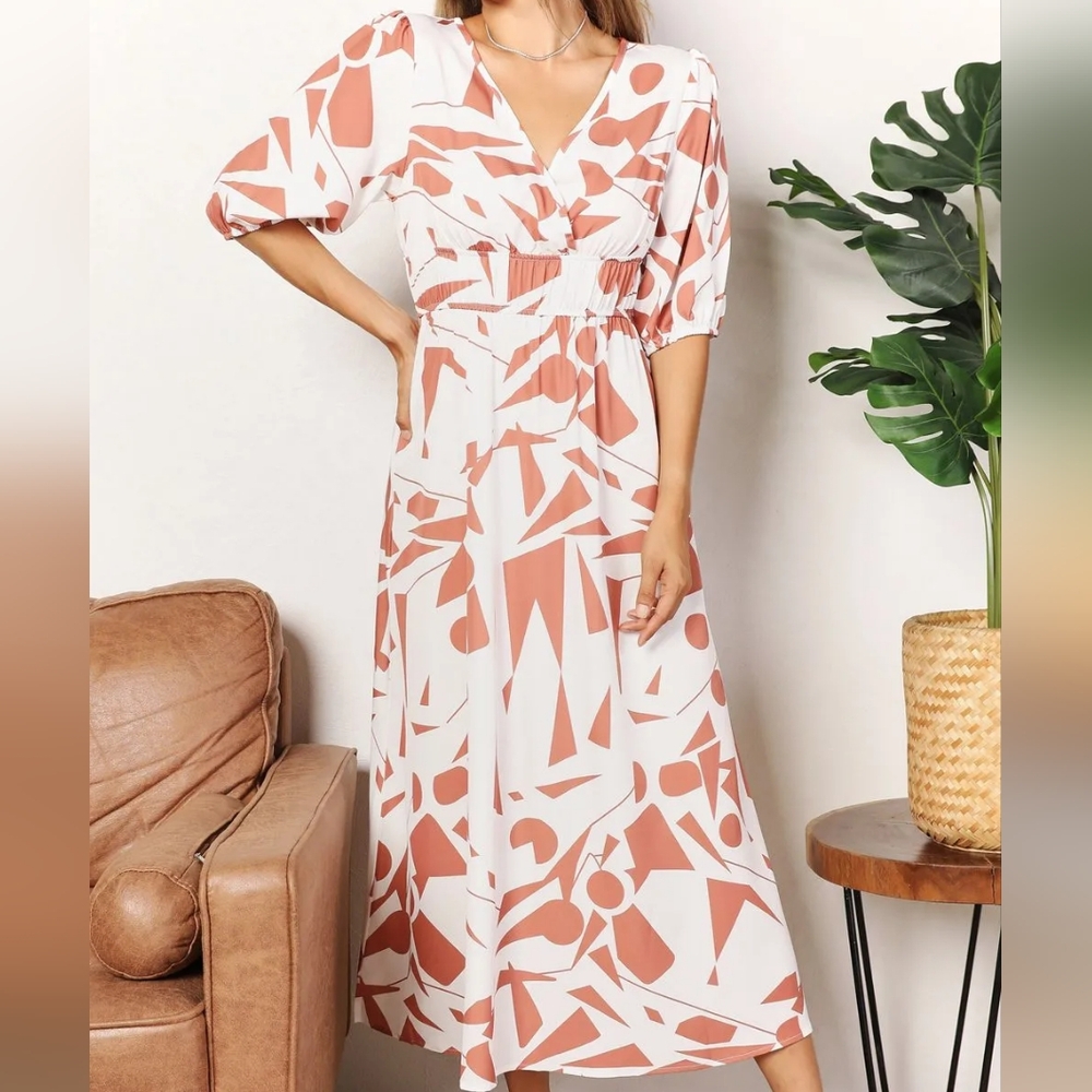 NWT Camel And White Printed Surplice Balloon Sleeve Dress